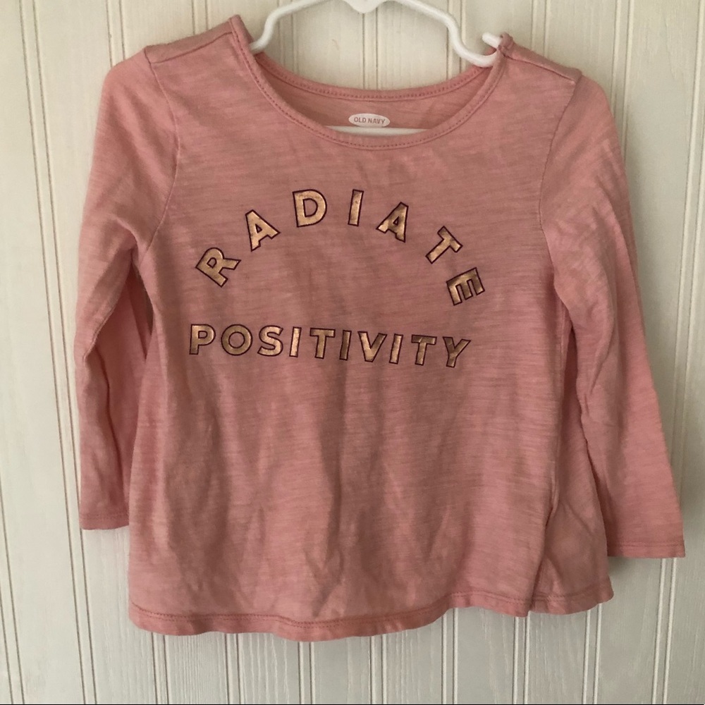 Old Navy graphic shirt